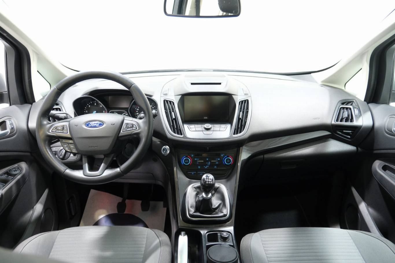 FORD C-Max 9