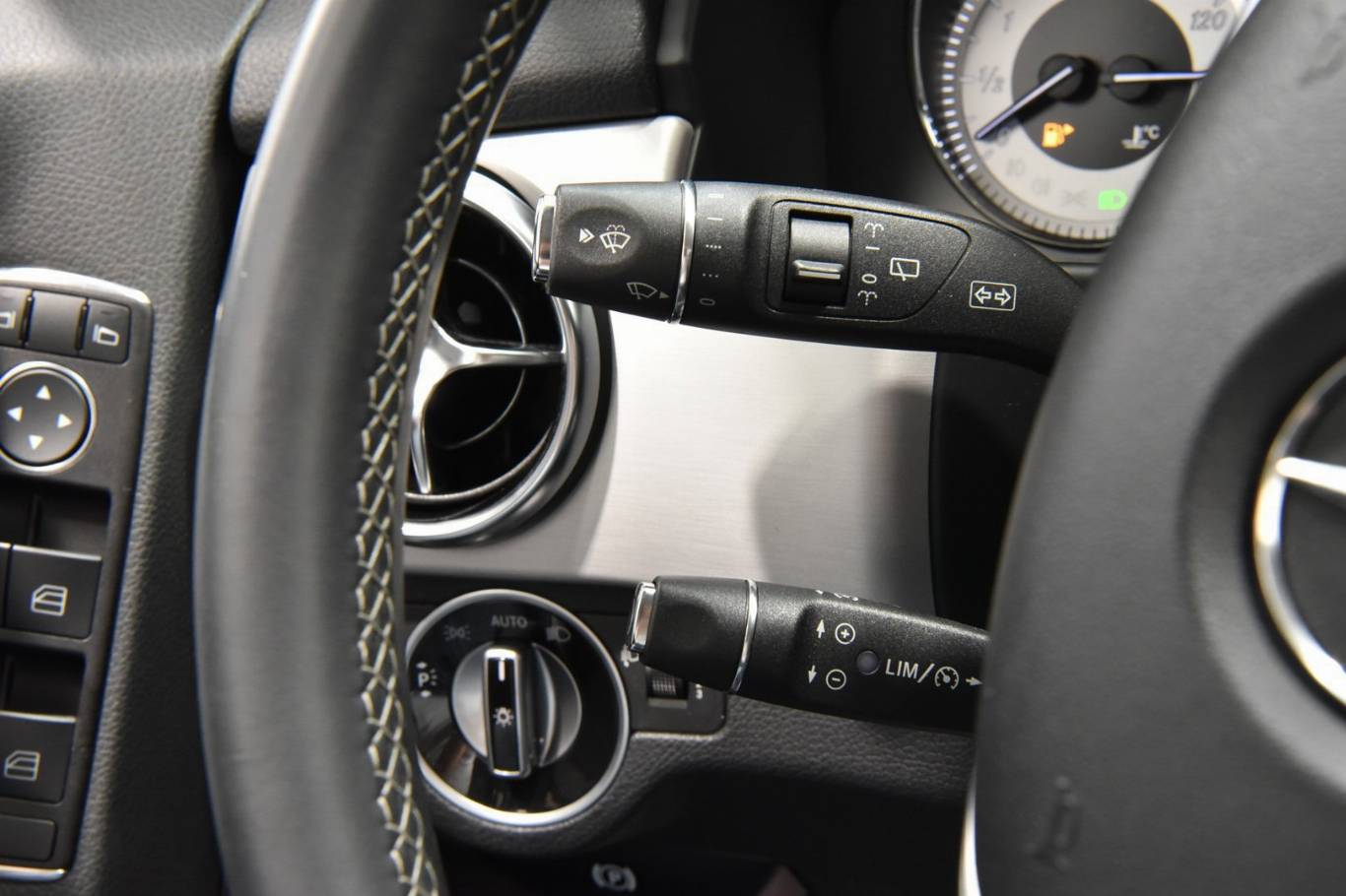 MERCEDES-BENZ GLK 220 25