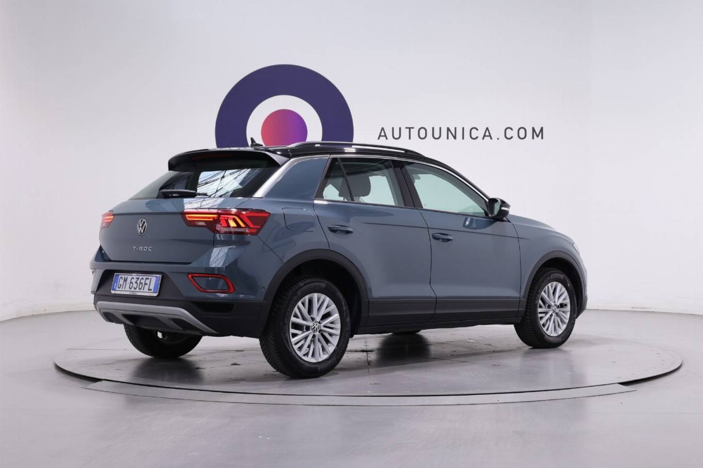 VOLKSWAGEN T-Roc 15