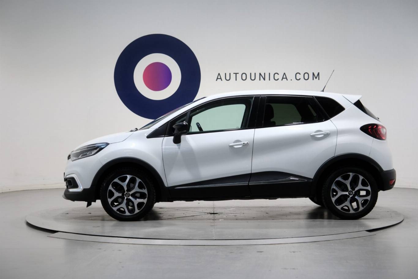RENAULT Captur 19