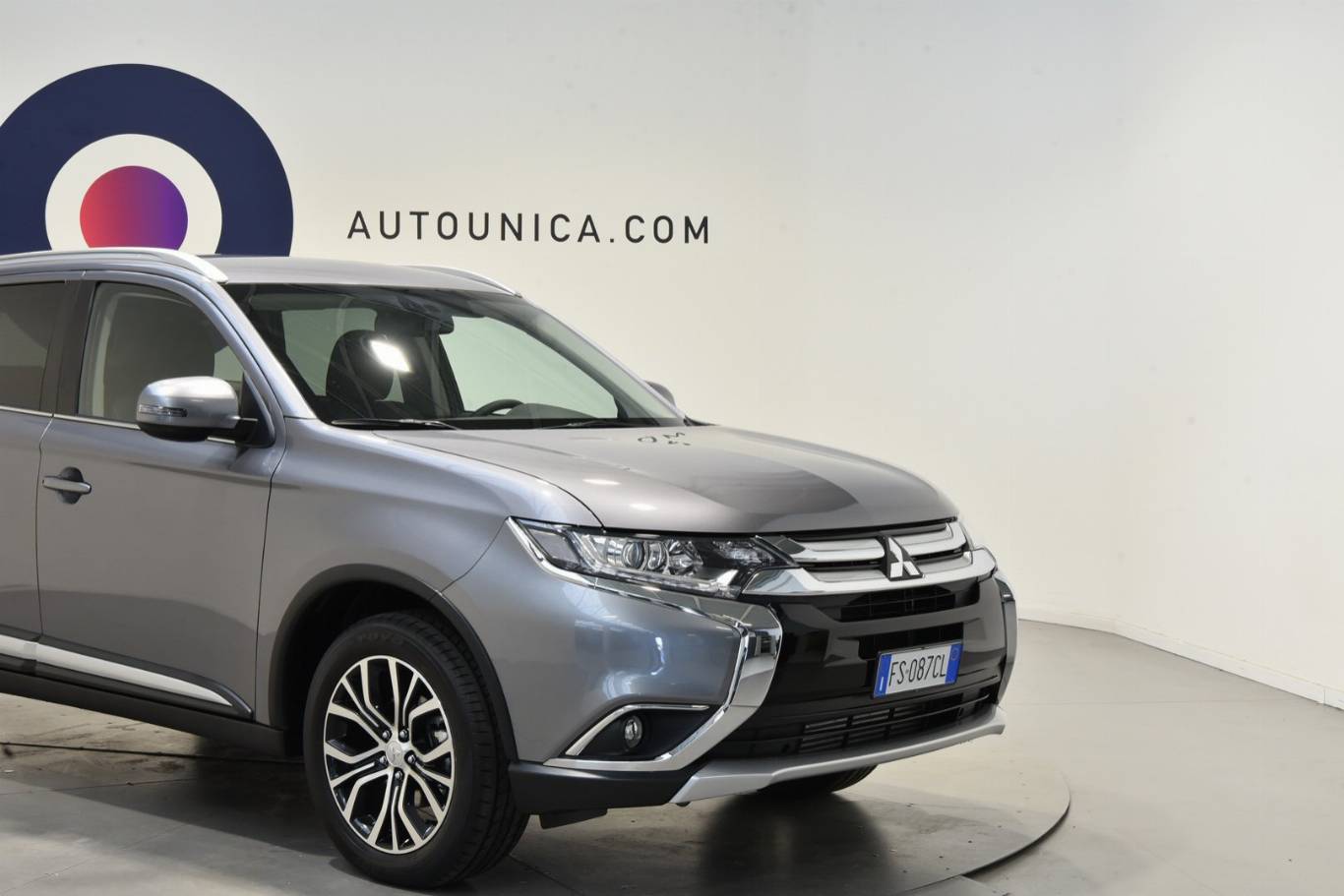 MITSUBISHI Outlander 14