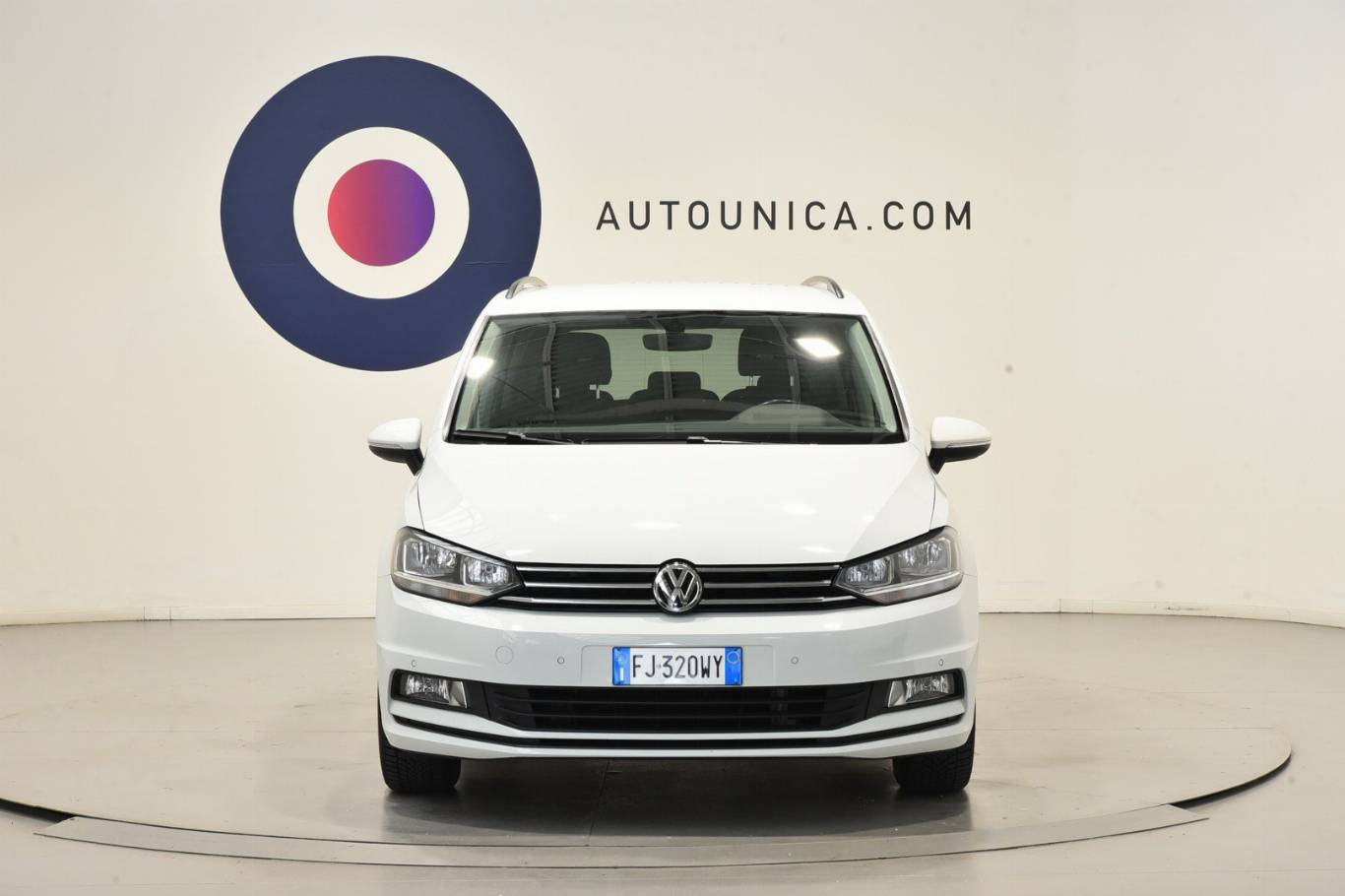 VOLKSWAGEN Touran 5