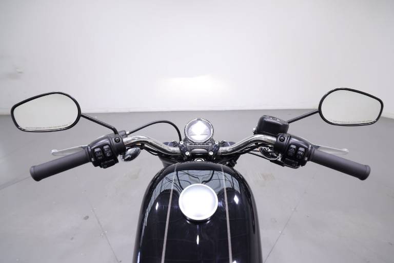 HARLEY-DAVIDSON XL 1200 T 7