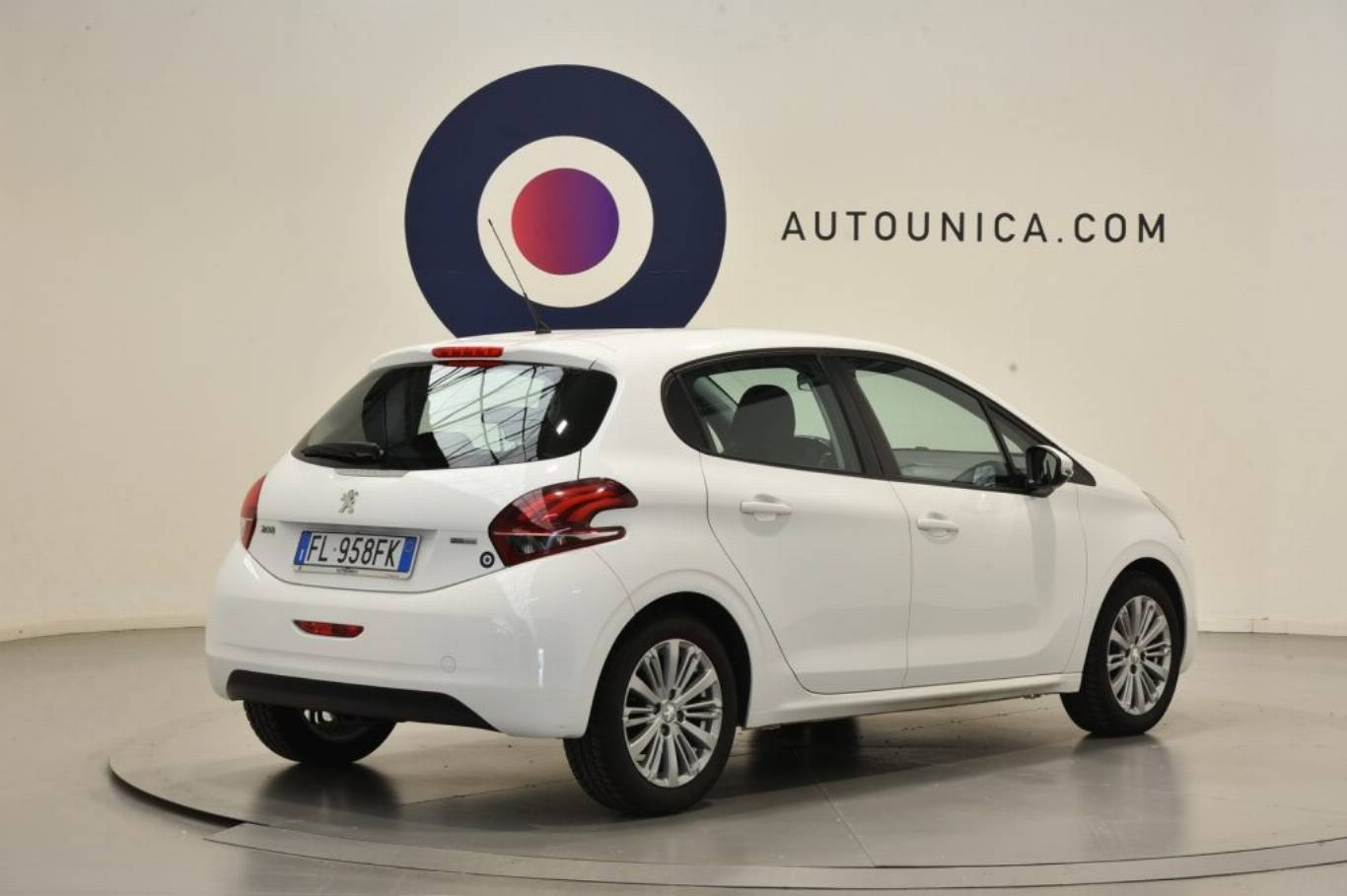 PEUGEOT 208 28