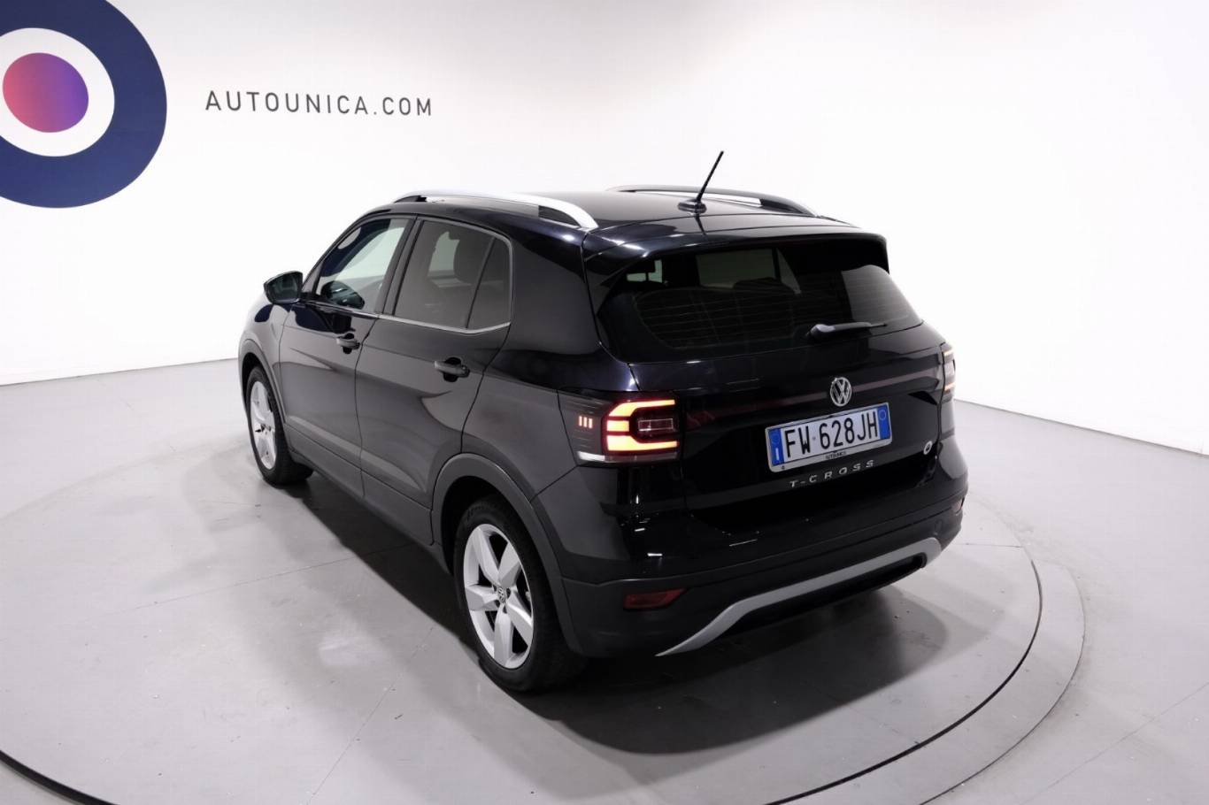 VOLKSWAGEN T-Cross 59