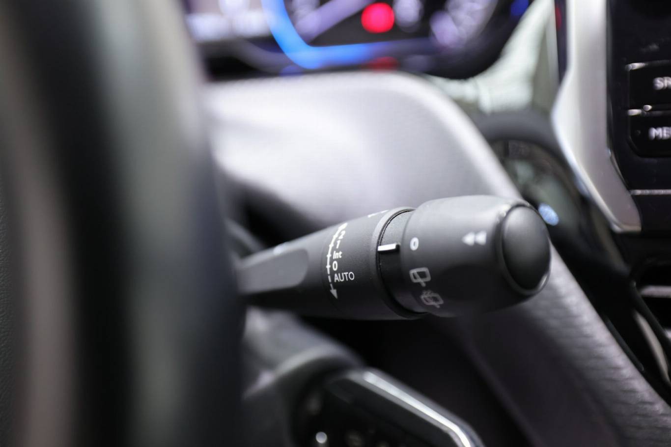 PEUGEOT 2008 25