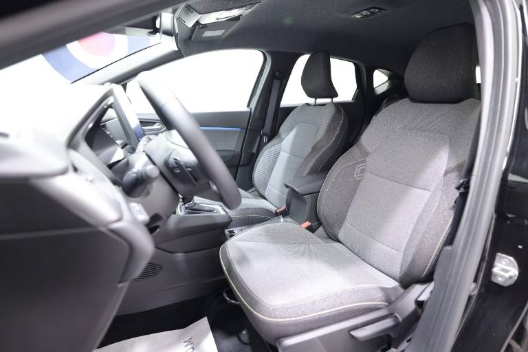 RENAULT Captur 6