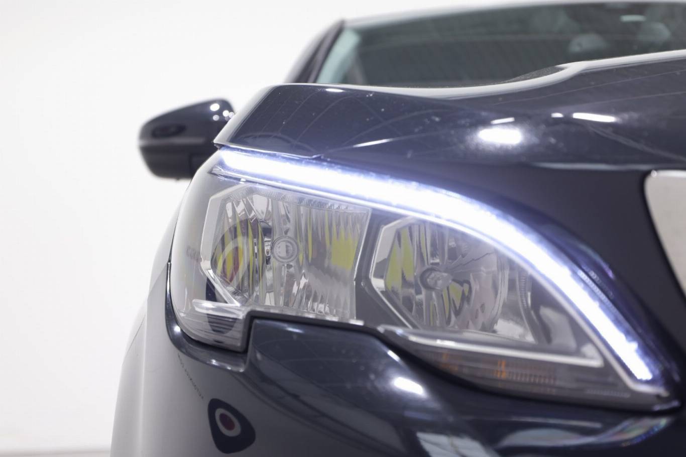 PEUGEOT 3008 12