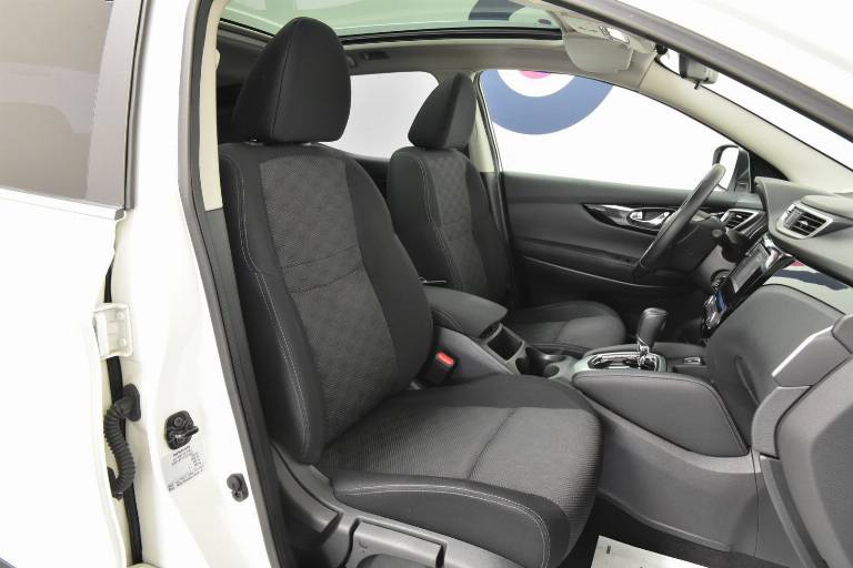 NISSAN Qashqai 21