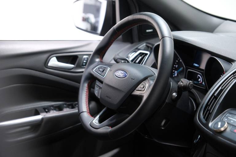 FORD Kuga 54