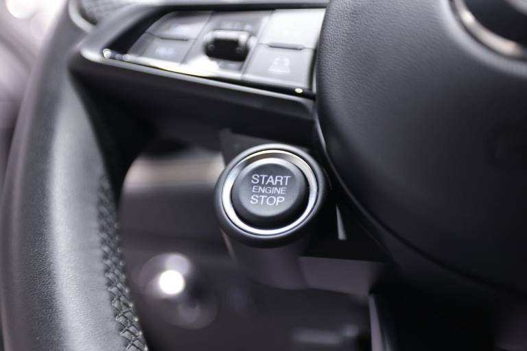 ALFA ROMEO Tonale 30