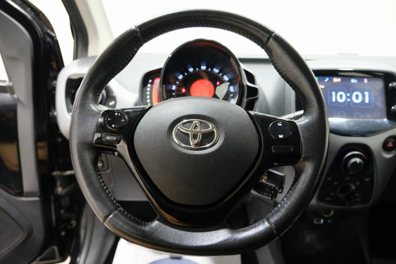 TOYOTA Aygo 7