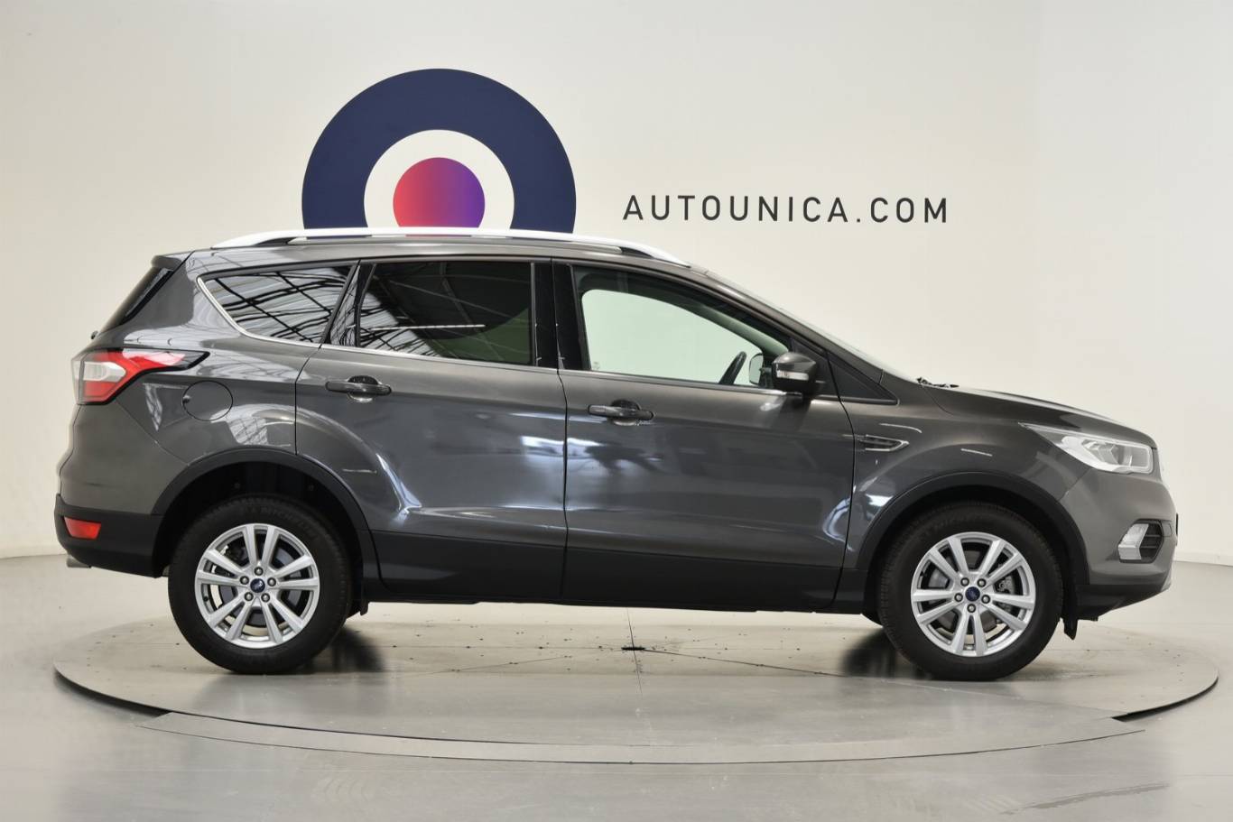 FORD Kuga 31
