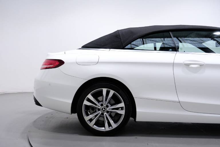 MERCEDES-BENZ C 220 76