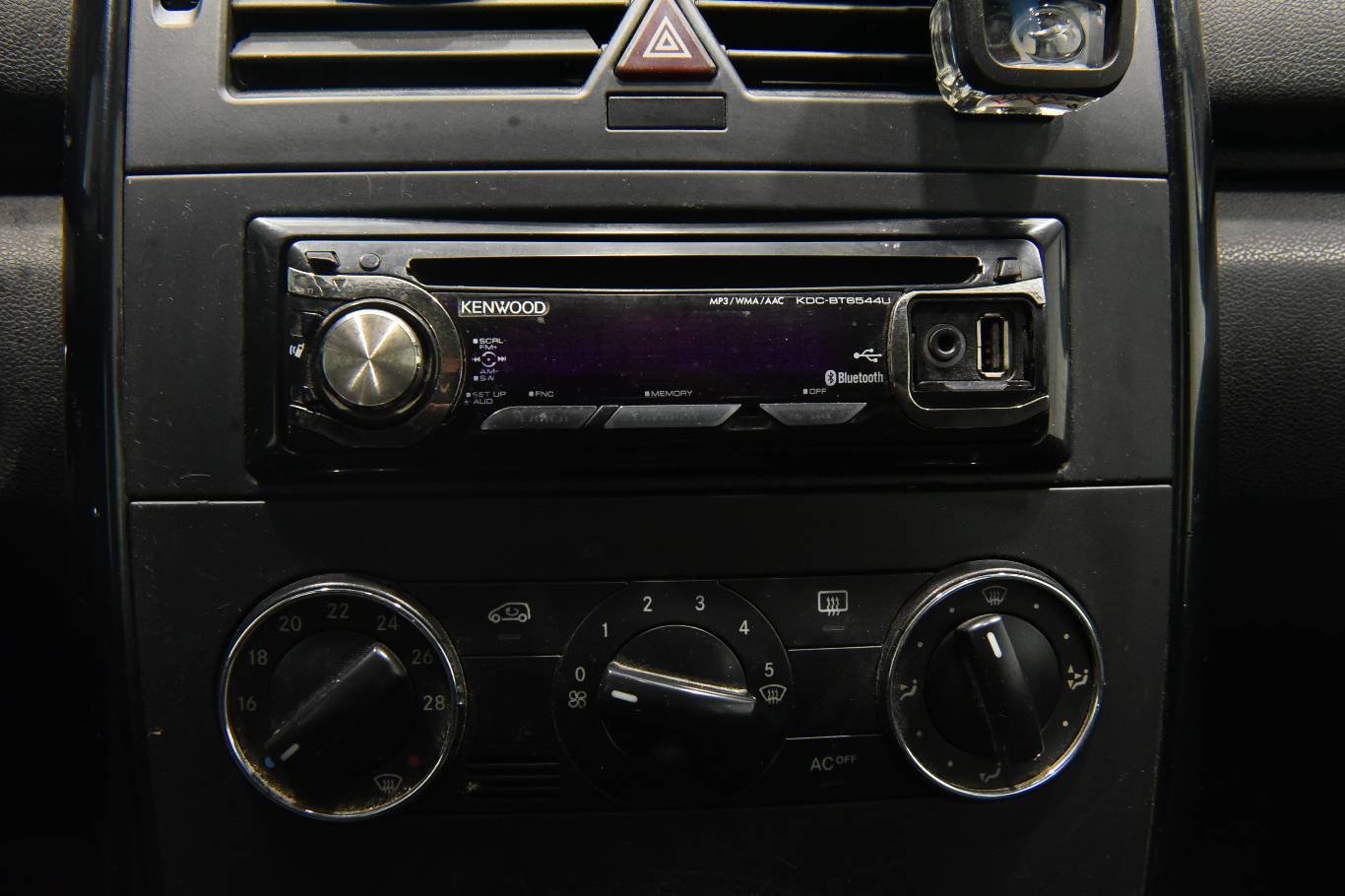 MERCEDES-BENZ Classe A 14