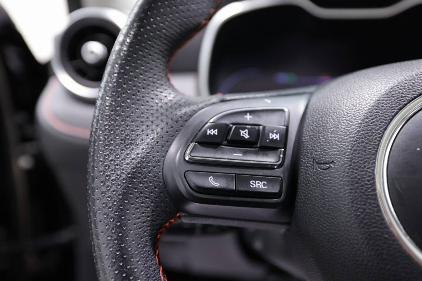 MG ZS 21