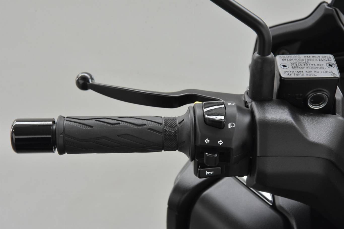 SUZUKI Burgman AN 400 15