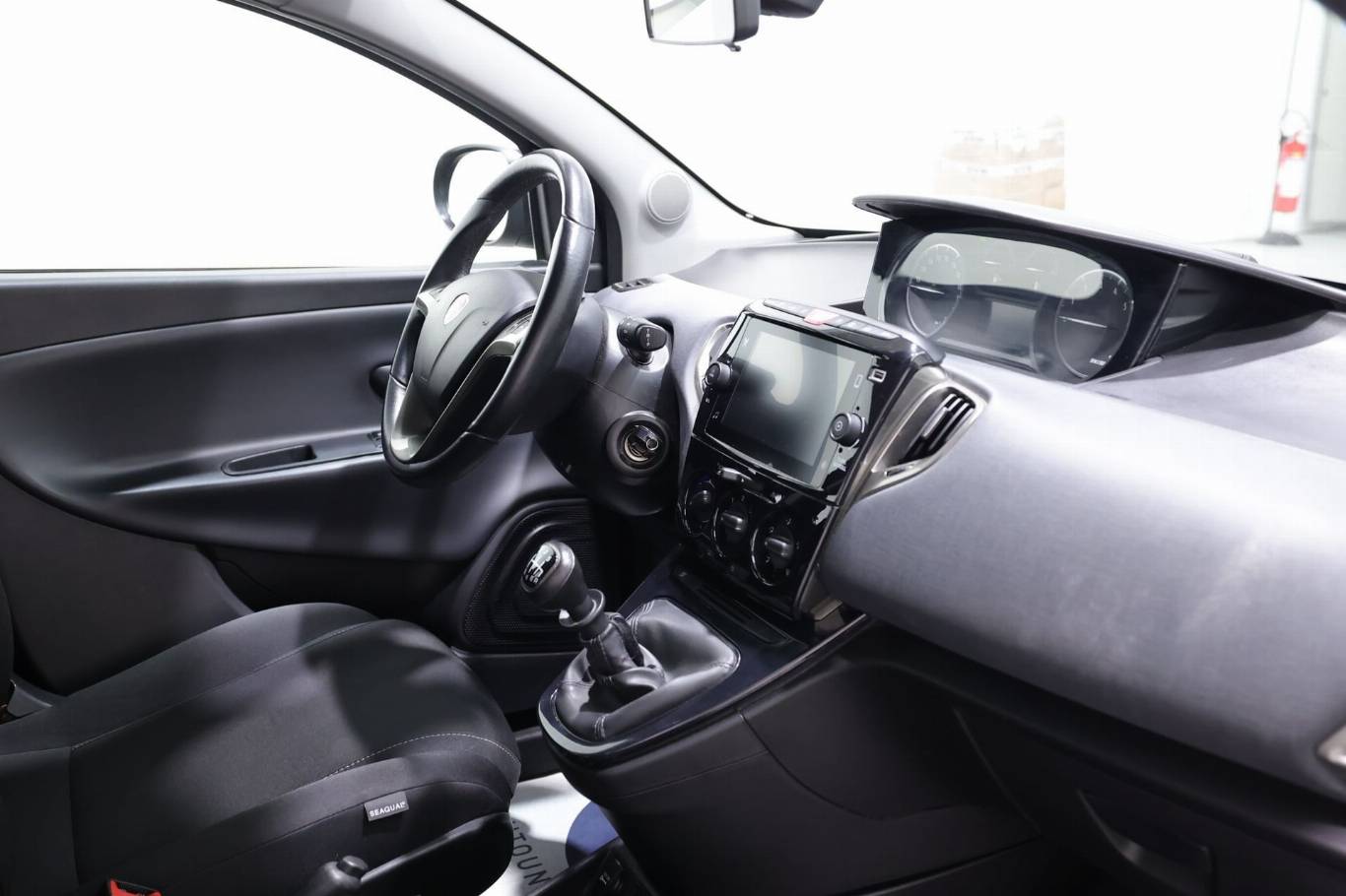 LANCIA Ypsilon 38
