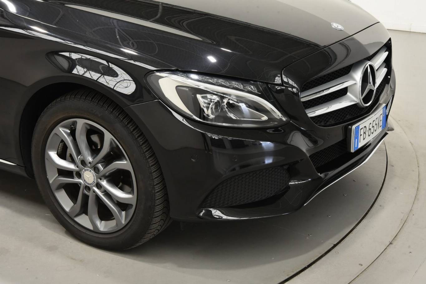 MERCEDES-BENZ C 200 40