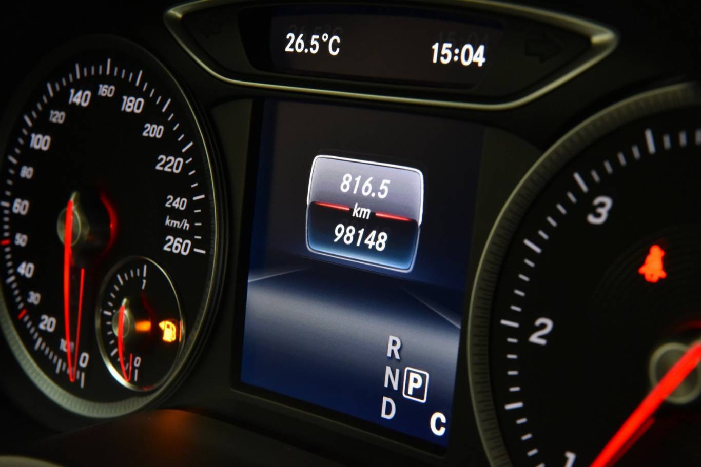 MERCEDES-BENZ B 200 24