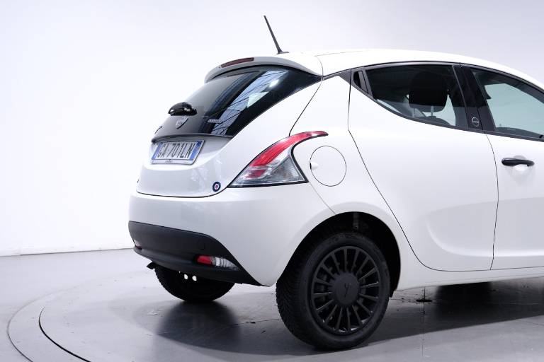 LANCIA Ypsilon 53