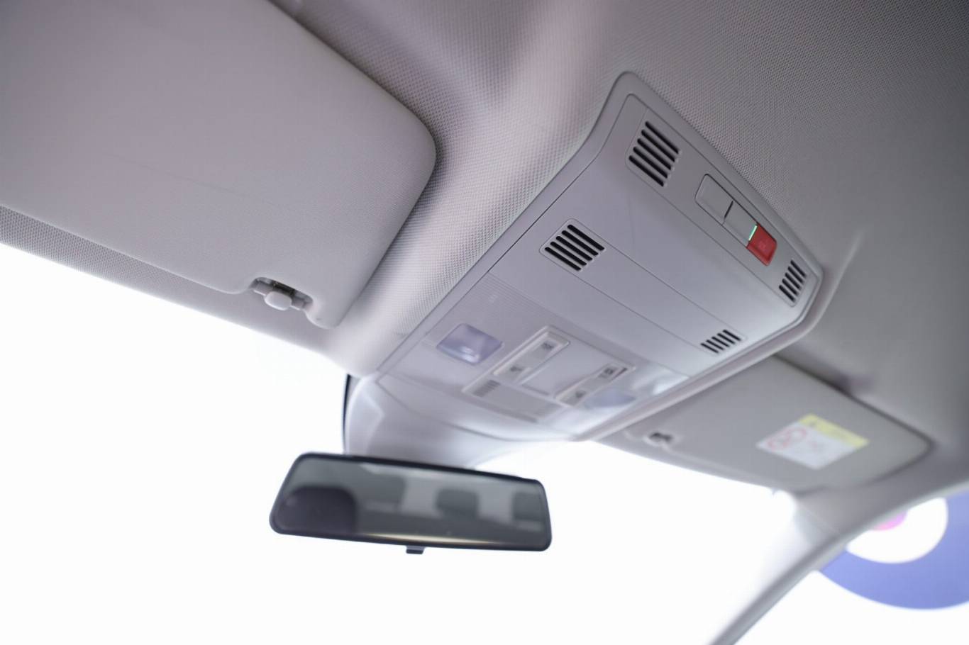 VOLKSWAGEN T-Cross 32