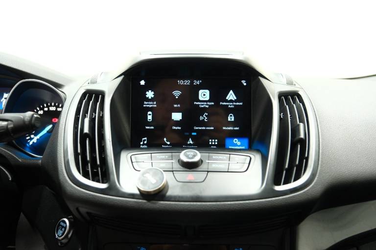 FORD Kuga 9
