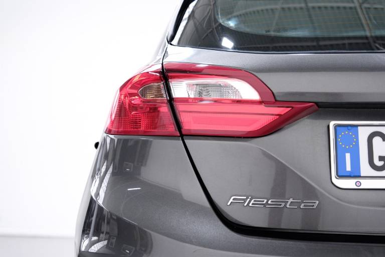 FORD Fiesta 43
