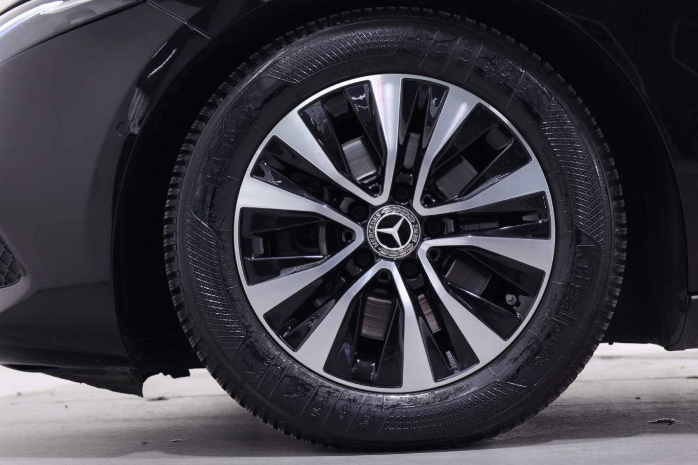 MERCEDES-BENZ A 180 15