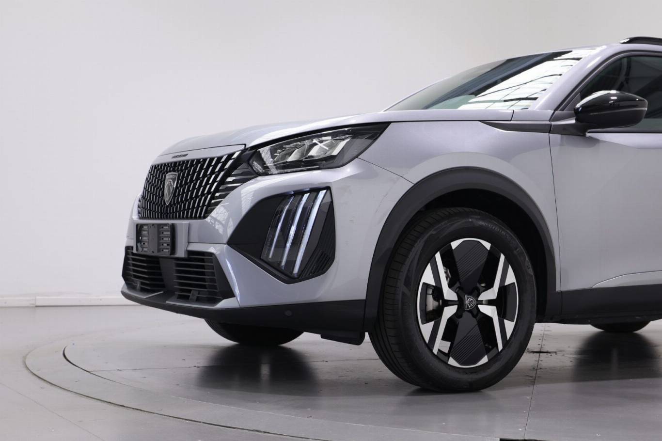 PEUGEOT 2008 11