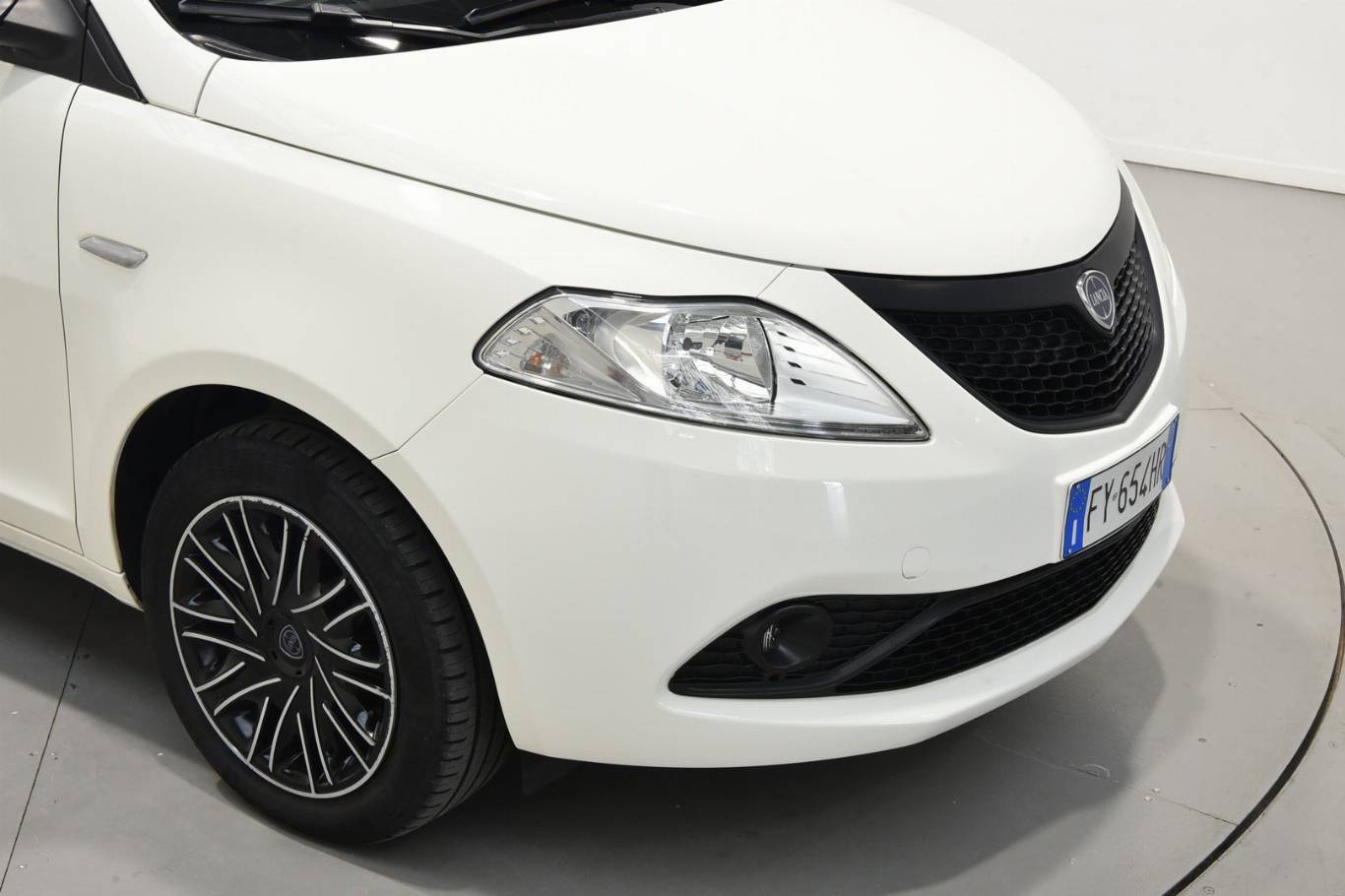 LANCIA Ypsilon 40