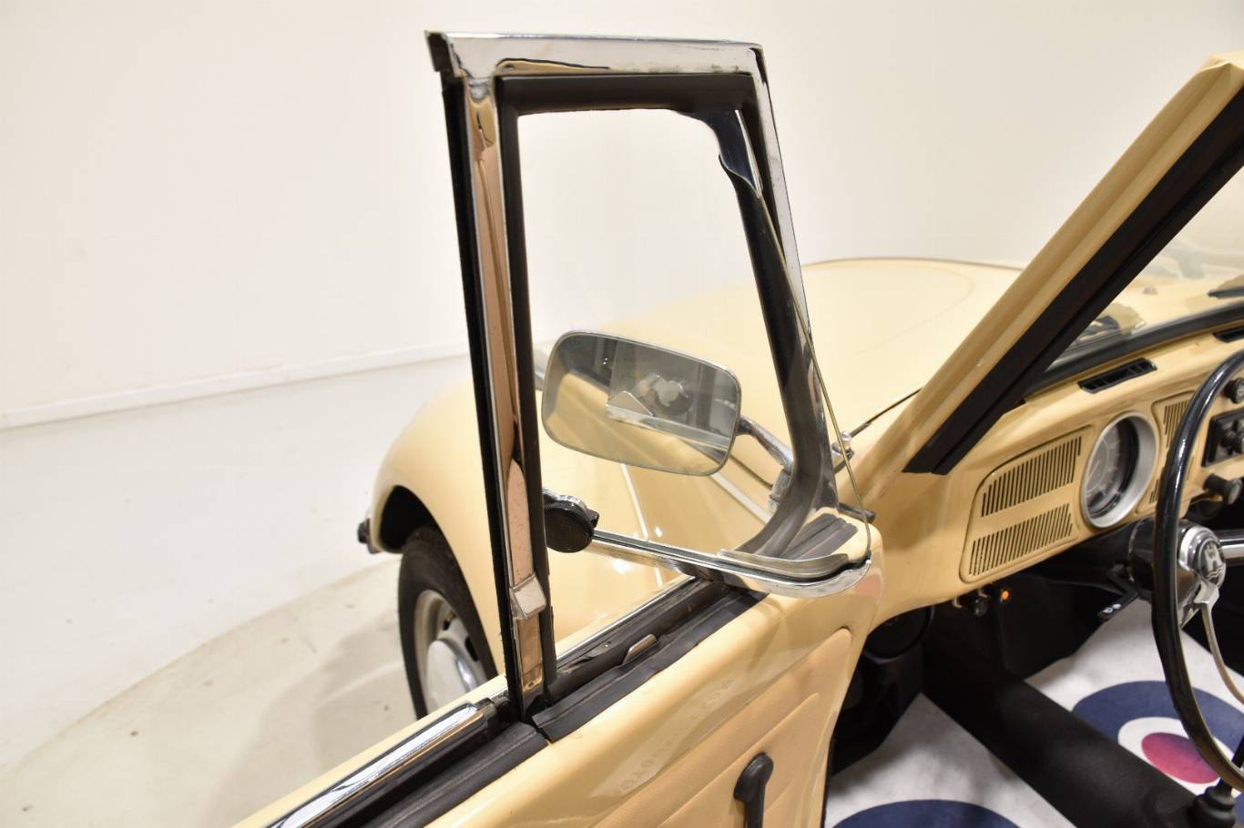 VOLKSWAGEN Maggiolino 47