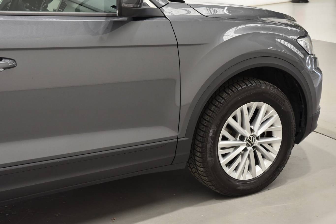 VOLKSWAGEN T-Roc 47