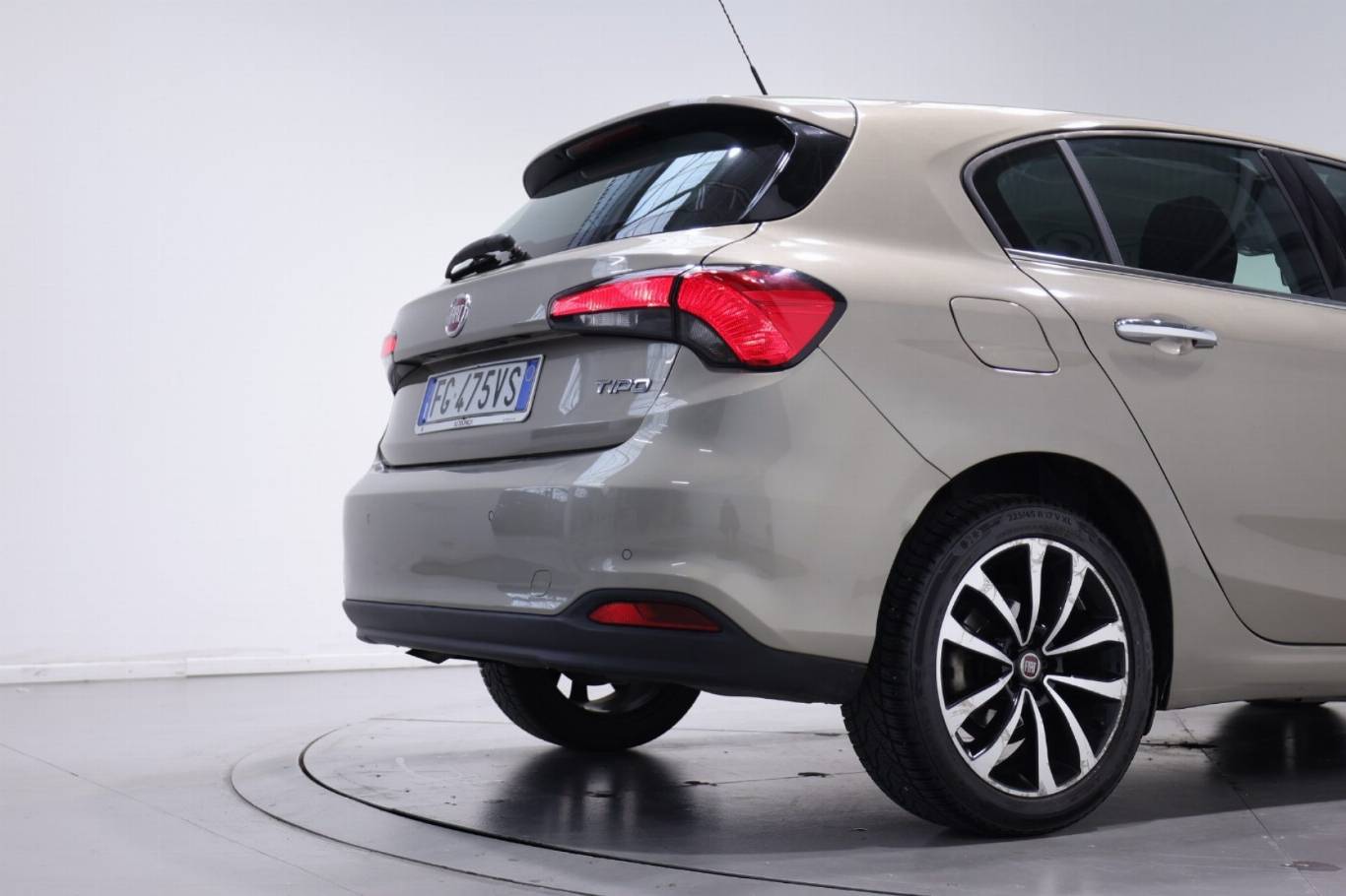 FIAT Tipo 13