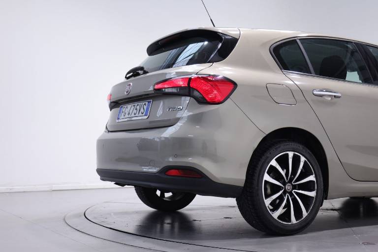 FIAT Tipo 13