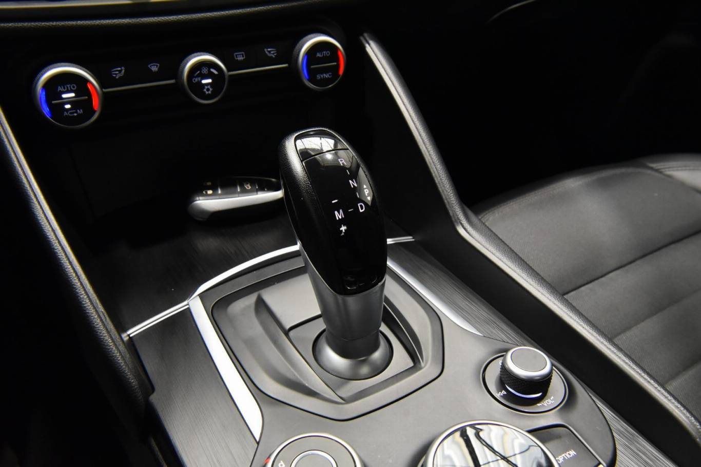 ALFA ROMEO Giulia 10