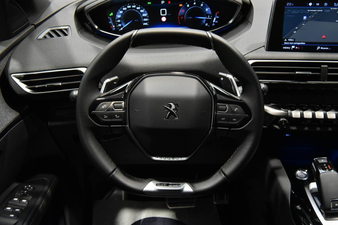 PEUGEOT 5008 24