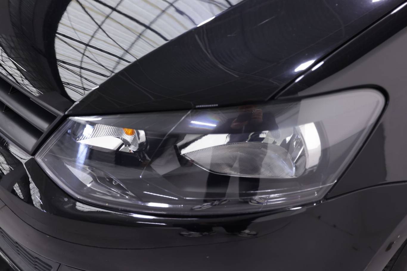 VOLKSWAGEN Polo 34