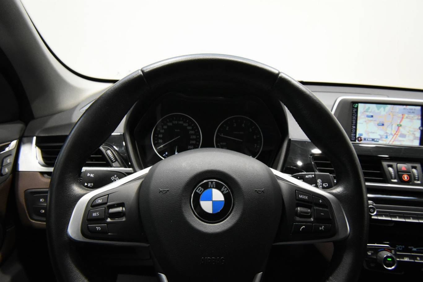 BMW X1 7