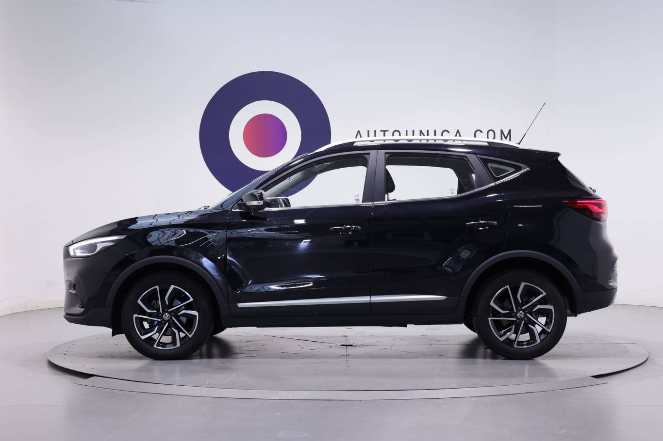 MG ZS 17