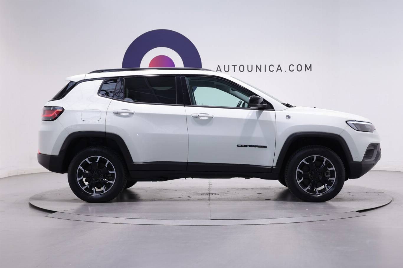 JEEP Compass 4