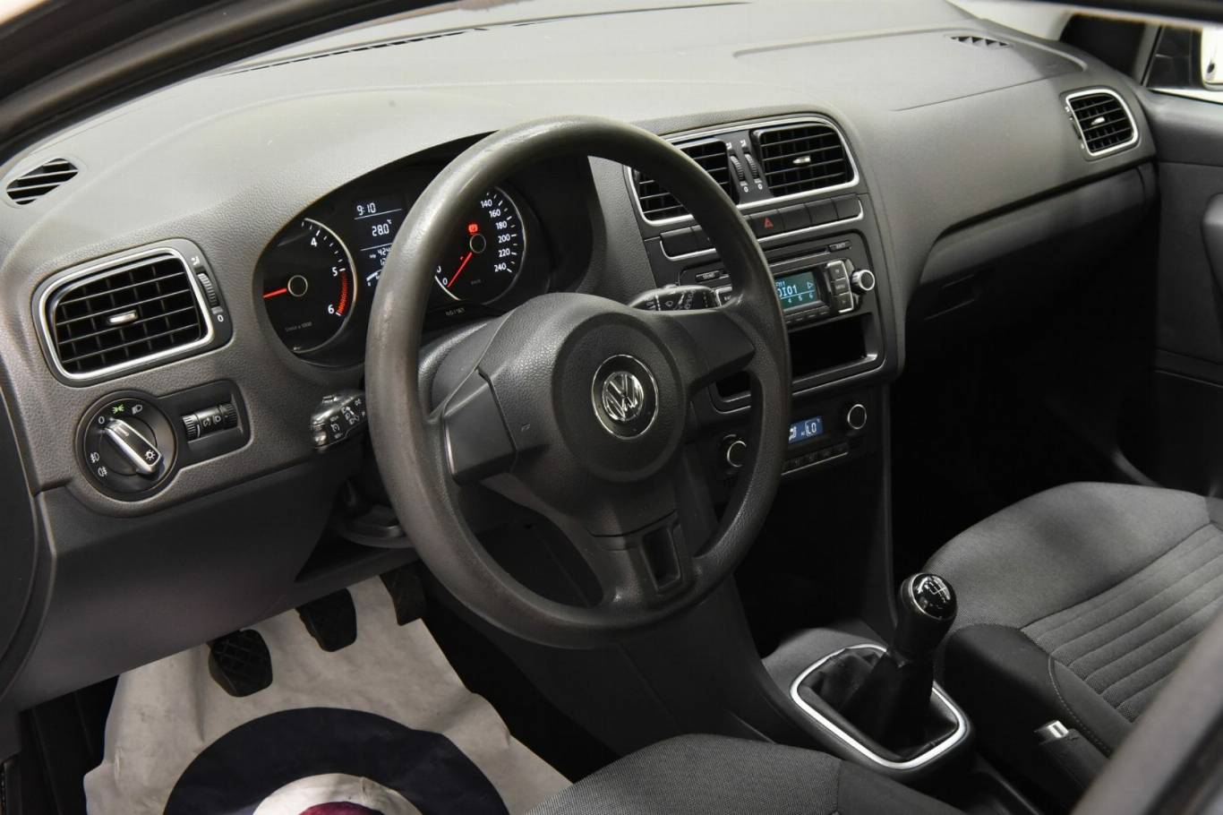 VOLKSWAGEN Polo 3