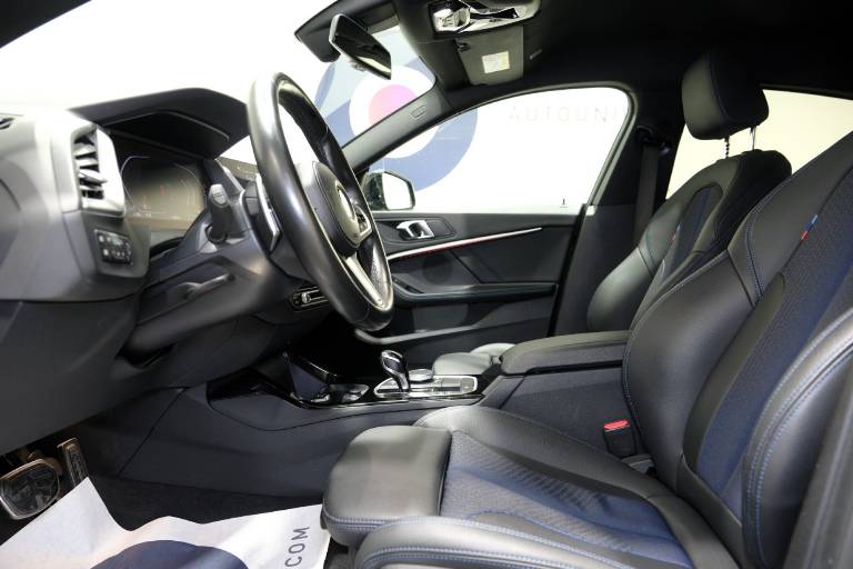 BMW 220 19