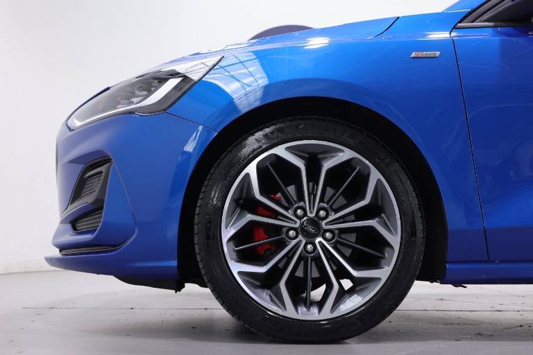 FORD Focus 17
