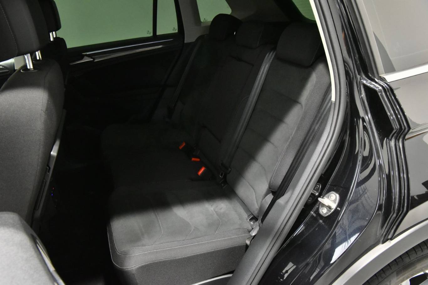 VOLKSWAGEN Tiguan 20