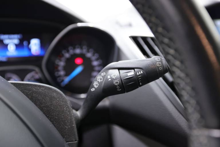 FORD C-Max 26