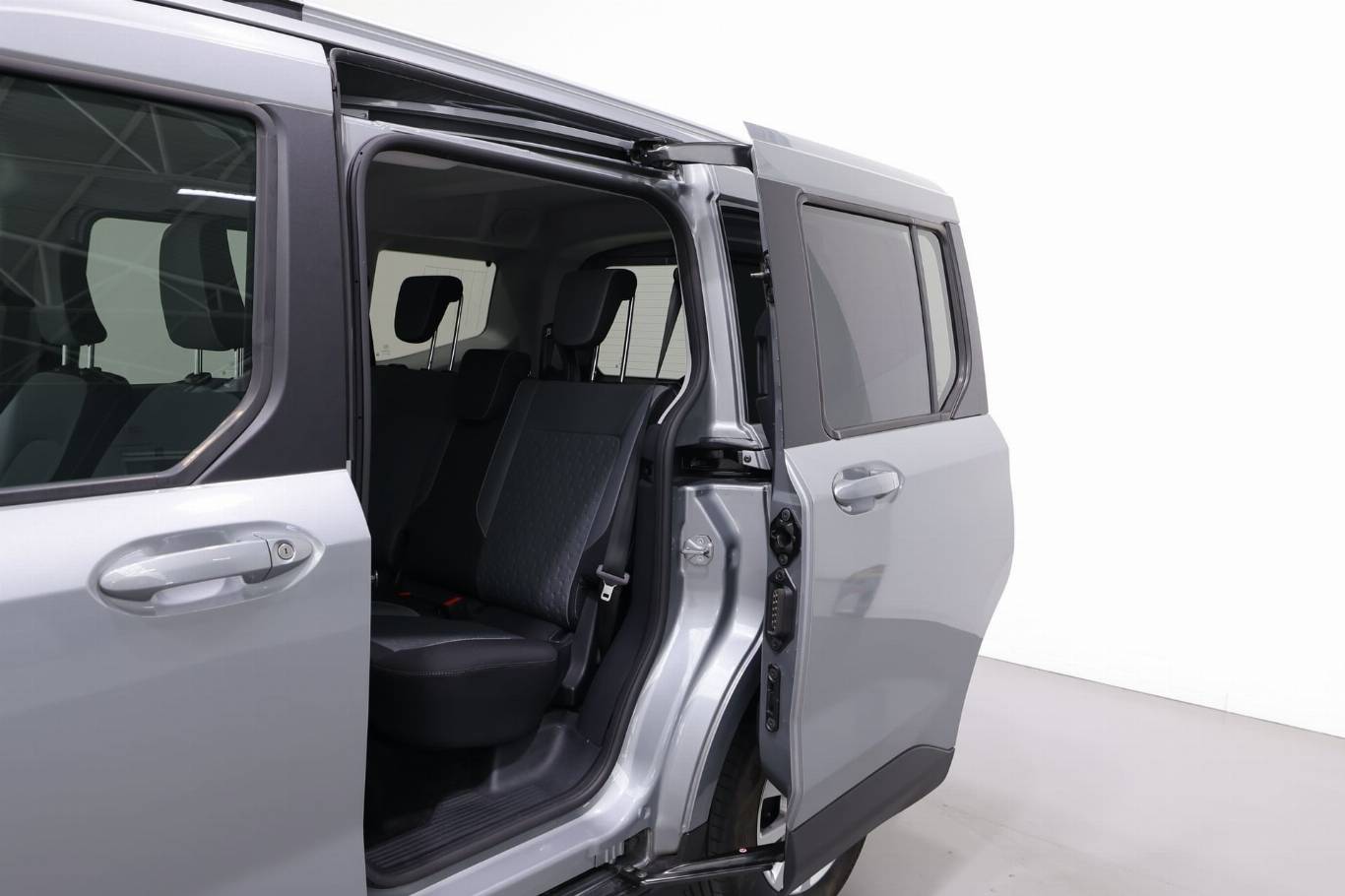 FORD Tourneo Courier 14