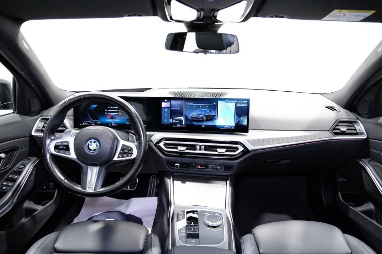 BMW 320 9