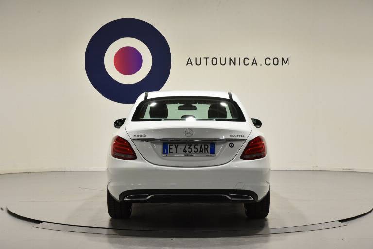 MERCEDES-BENZ C 220 7