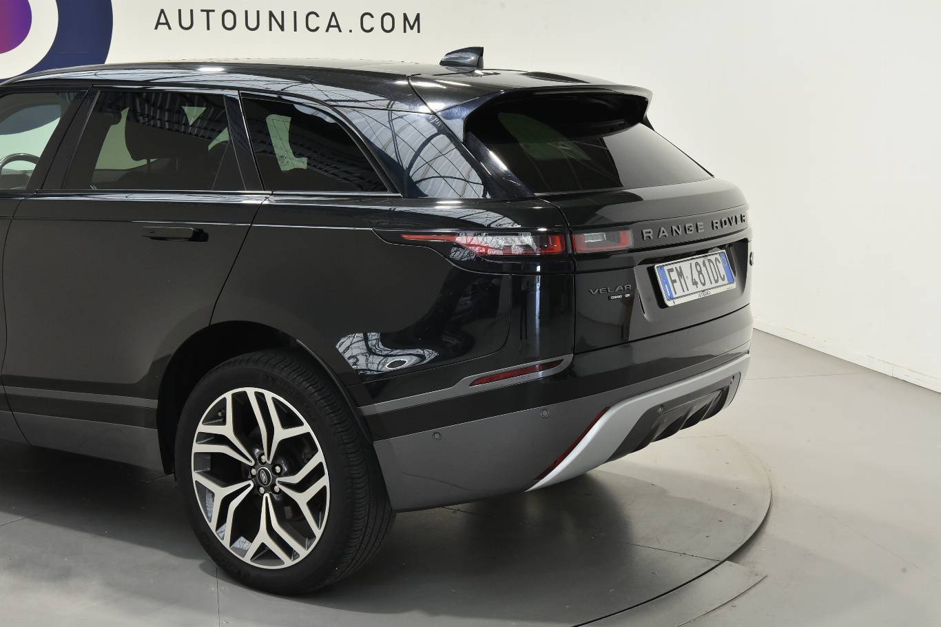 LAND ROVER Range Rover Velar 18